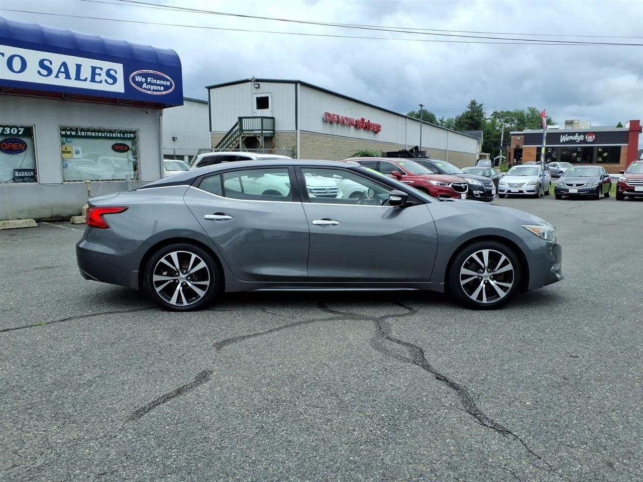 Nissan Maxima SL 3.5L 2017