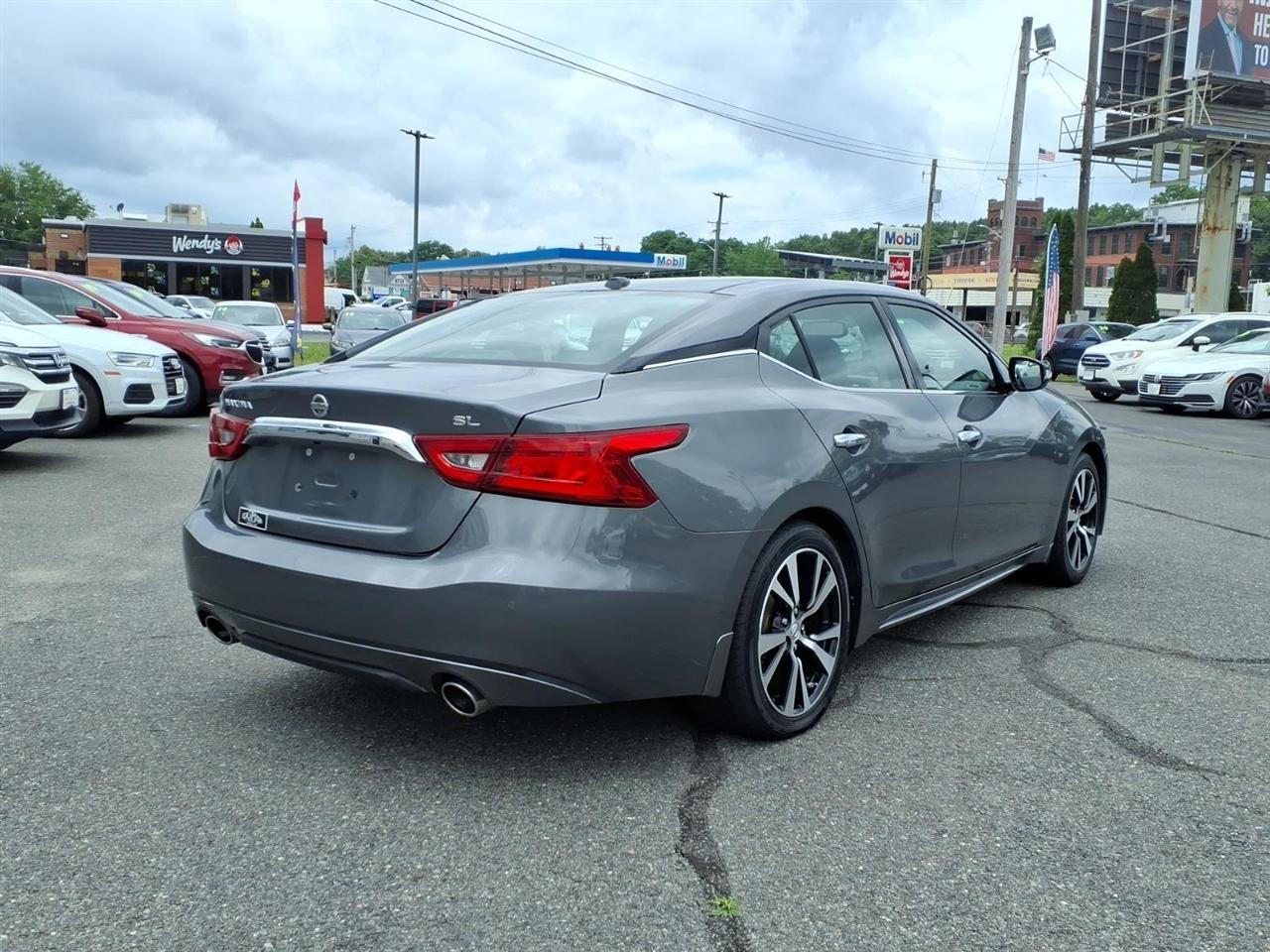Nissan Maxima SL 3.5L 2017