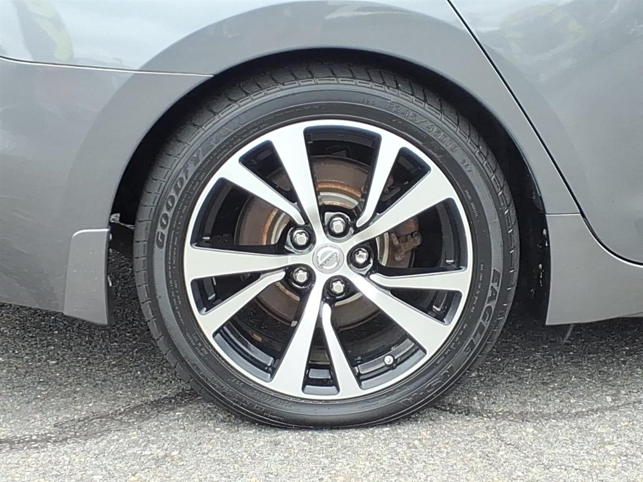 Nissan Maxima SL 3.5L 2017