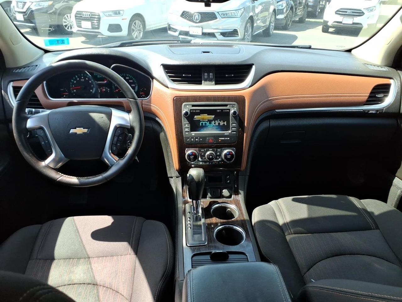 Chevrolet Traverse AWD 4dr LT w/1LT 2015