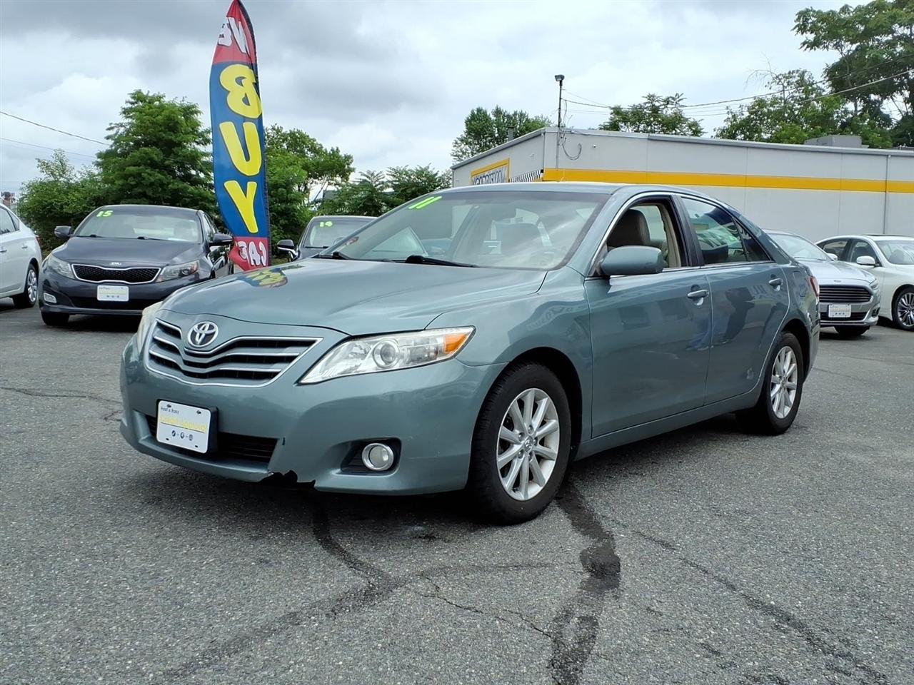 Toyota Camry 4dr Sdn V6 Auto XLE (Natl) 2011