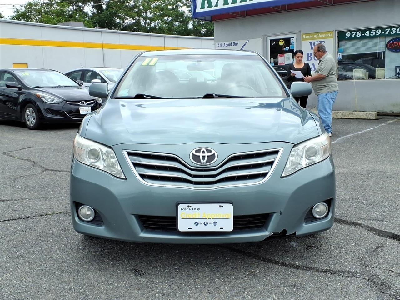Toyota Camry 4dr Sdn V6 Auto XLE (Natl) 2011