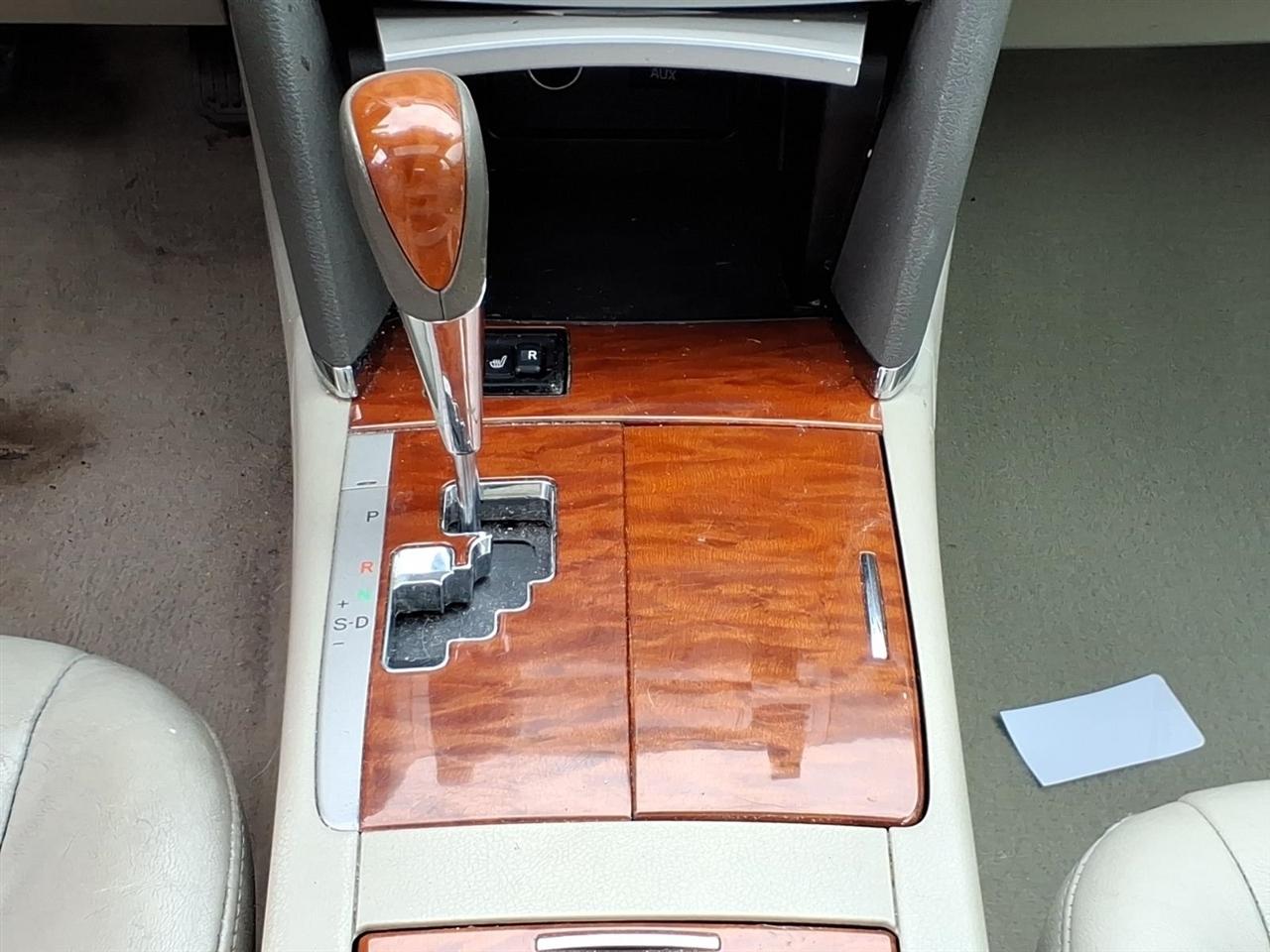Toyota Camry 4dr Sdn V6 Auto XLE (Natl) 2011