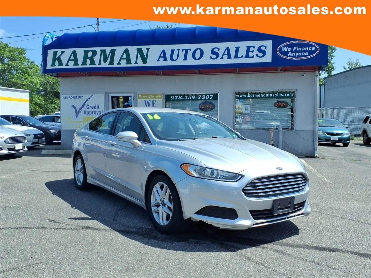 2016 Ford Fusion 4dr Sdn SE FWD