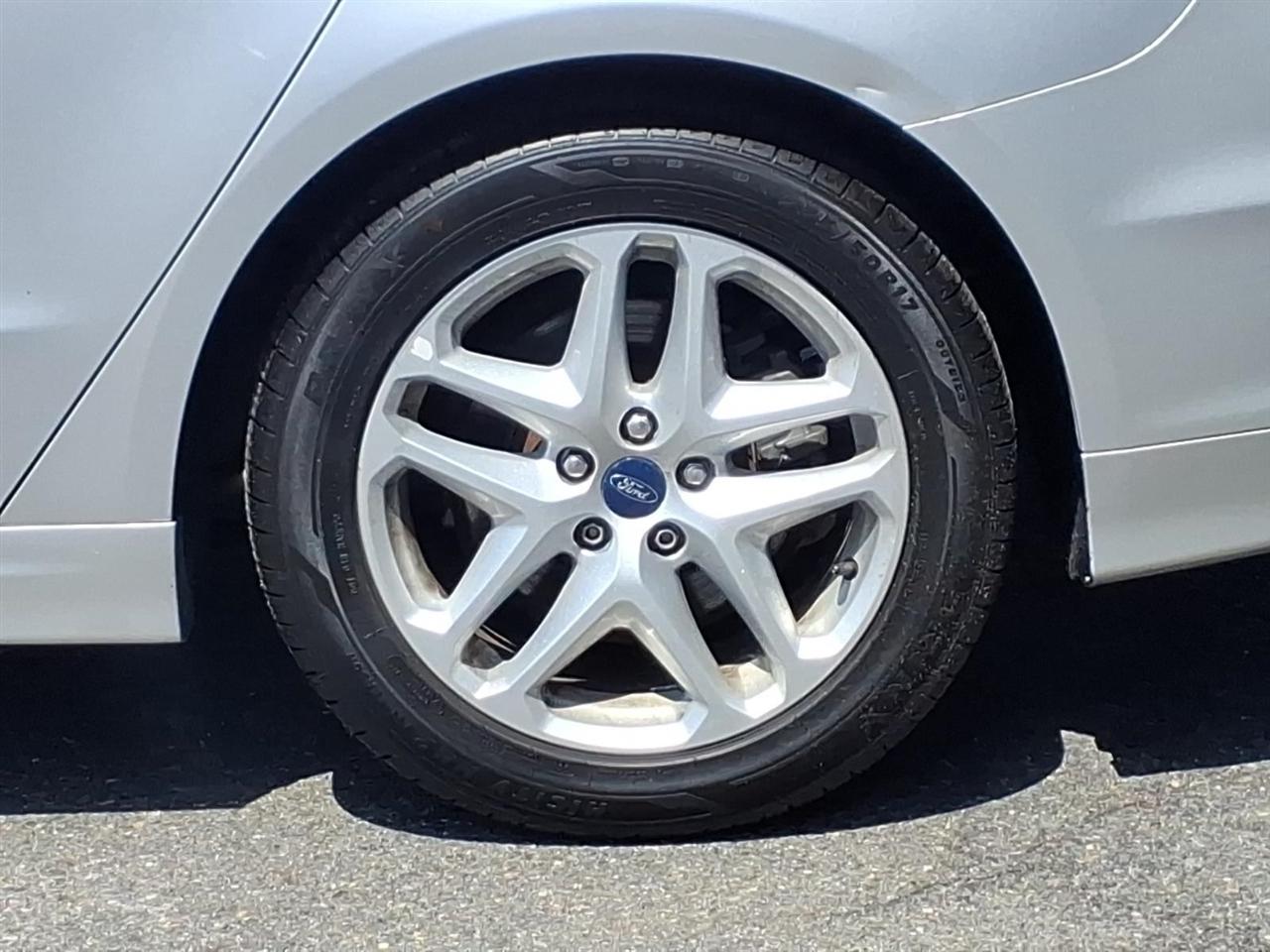 Ford Fusion 4dr Sdn SE FWD 2016