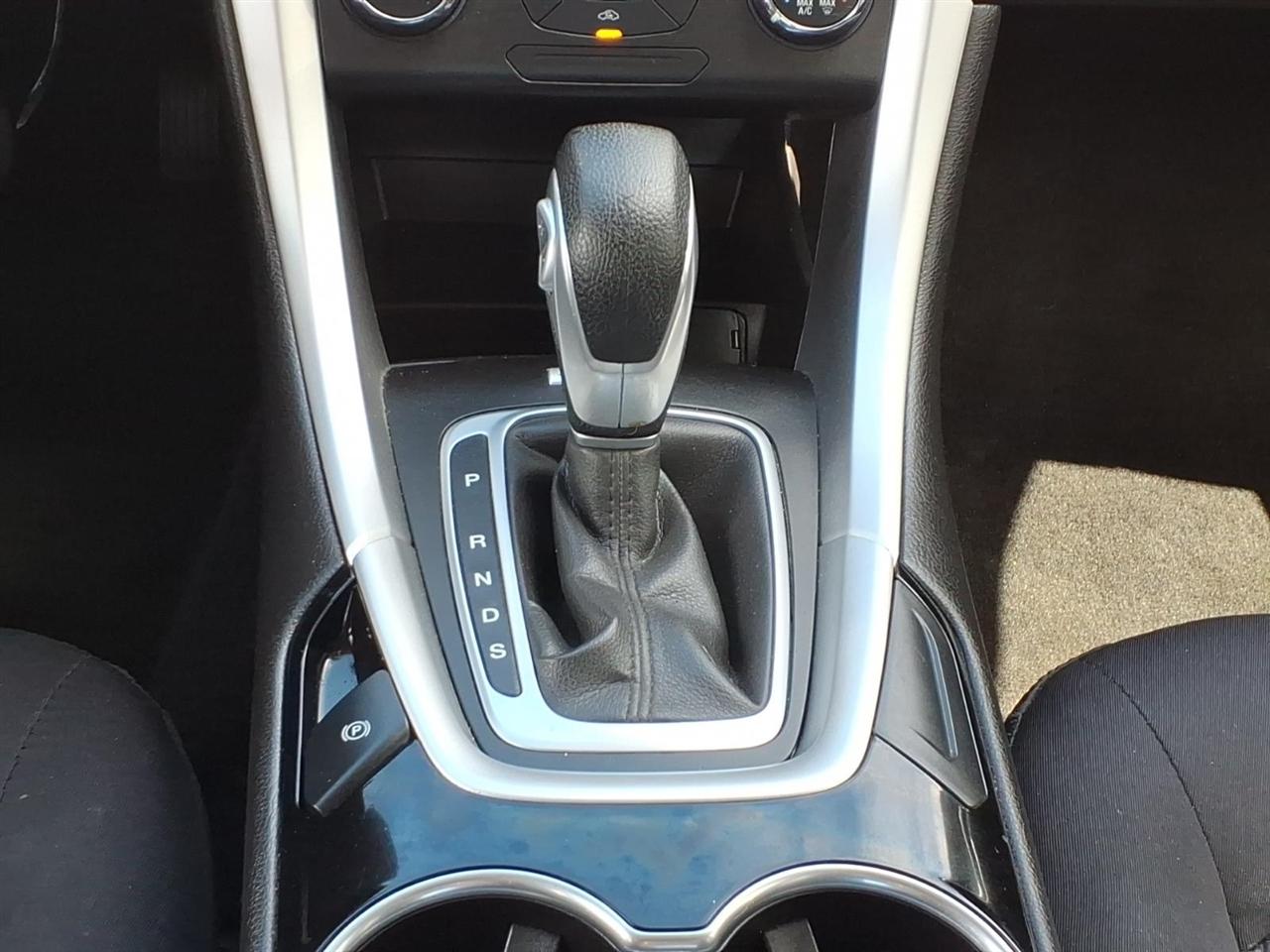 Ford Fusion 4dr Sdn SE FWD 2016
