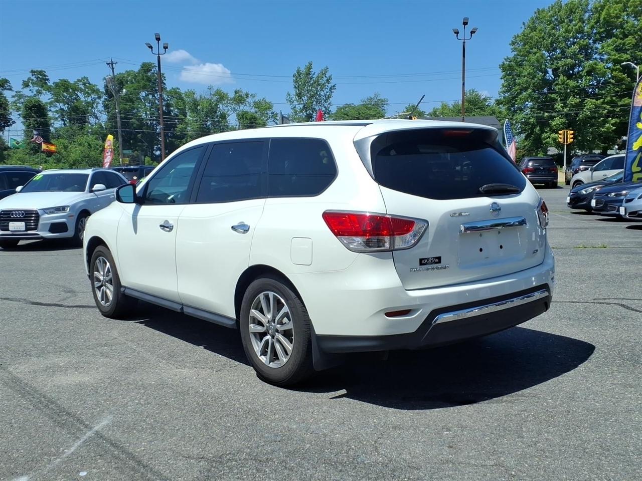 Nissan Pathfinder 4WD 4dr S *Ltd Avail* 2015