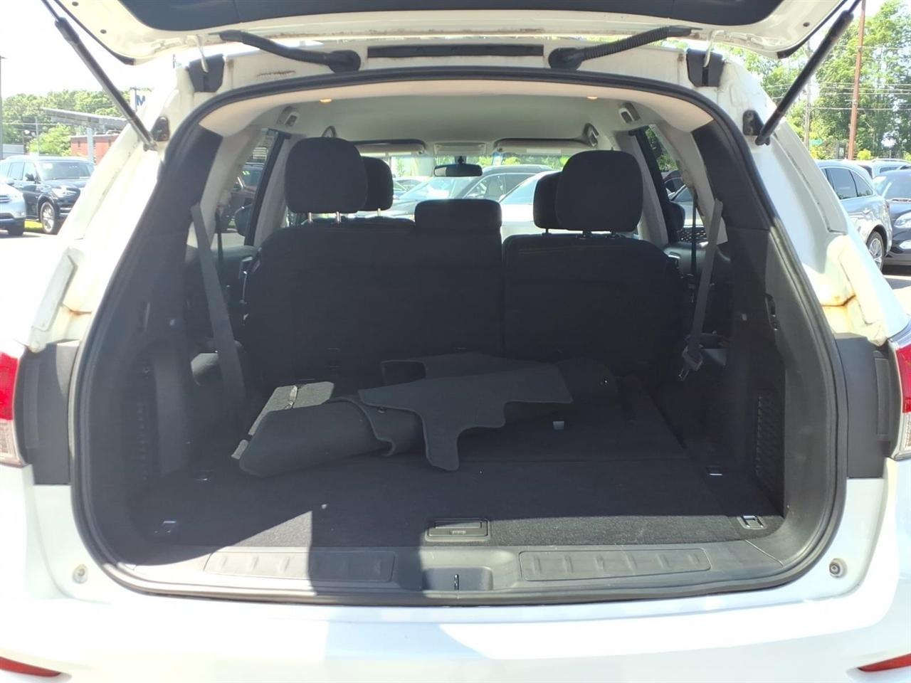 Nissan Pathfinder 4WD 4dr S *Ltd Avail* 2015