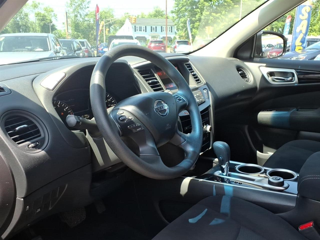 Nissan Pathfinder 4WD 4dr S *Ltd Avail* 2015