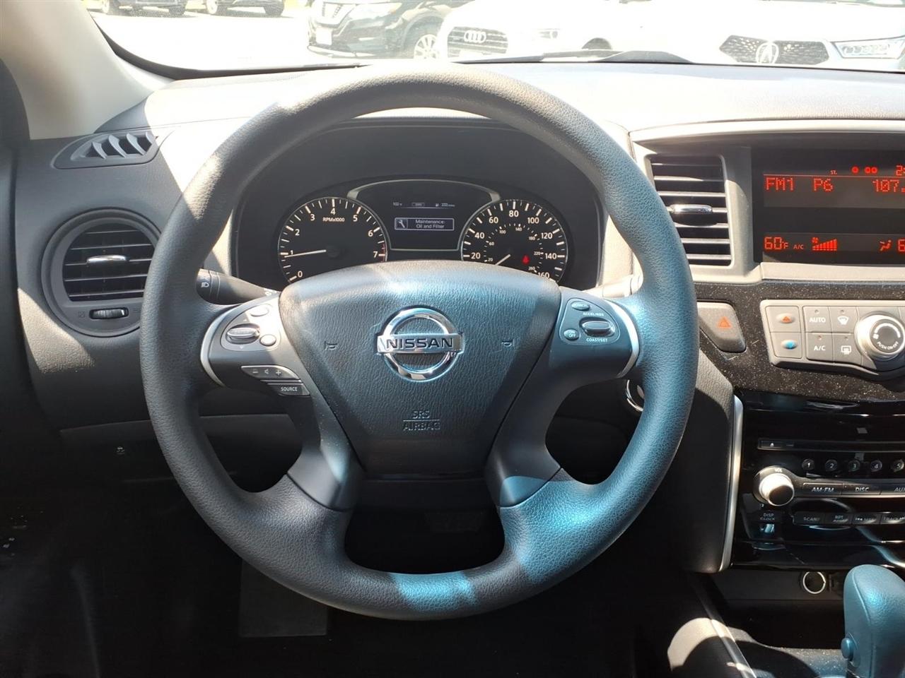 Nissan Pathfinder 4WD 4dr S *Ltd Avail* 2015