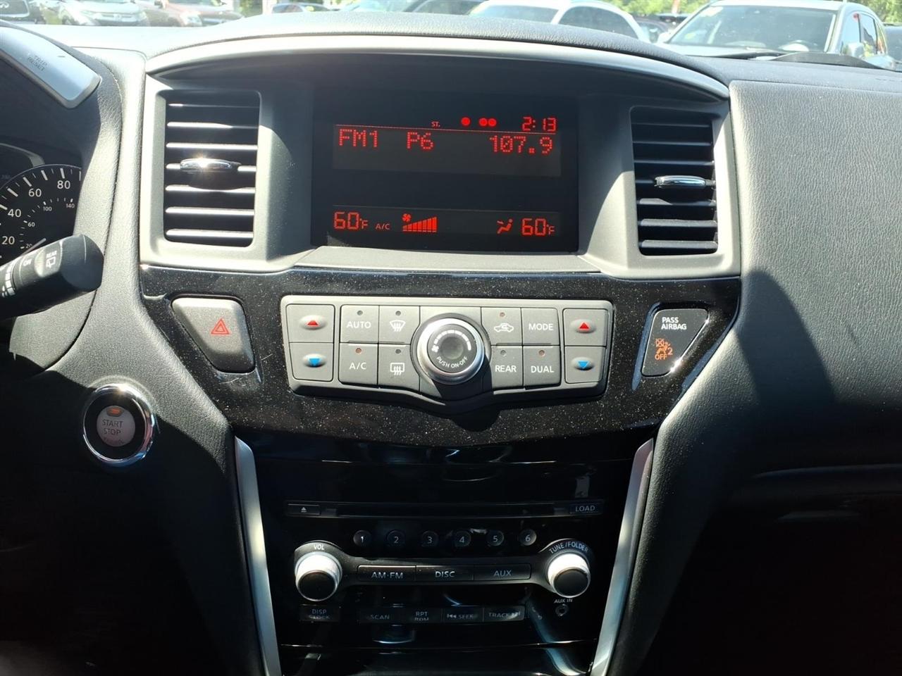 Nissan Pathfinder 4WD 4dr S *Ltd Avail* 2015