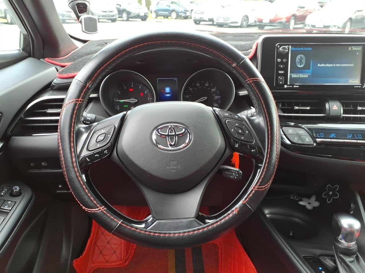 Toyota C-HR XLE FWD (Natl) 2018