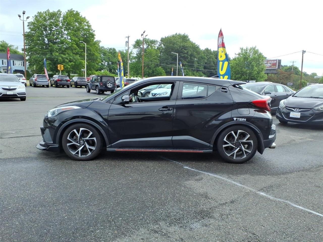 Toyota C-HR XLE FWD (Natl) 2018