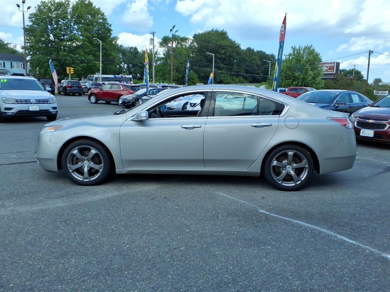 Acura TL 4dr Sdn Auto SH-AWD Tech 2011