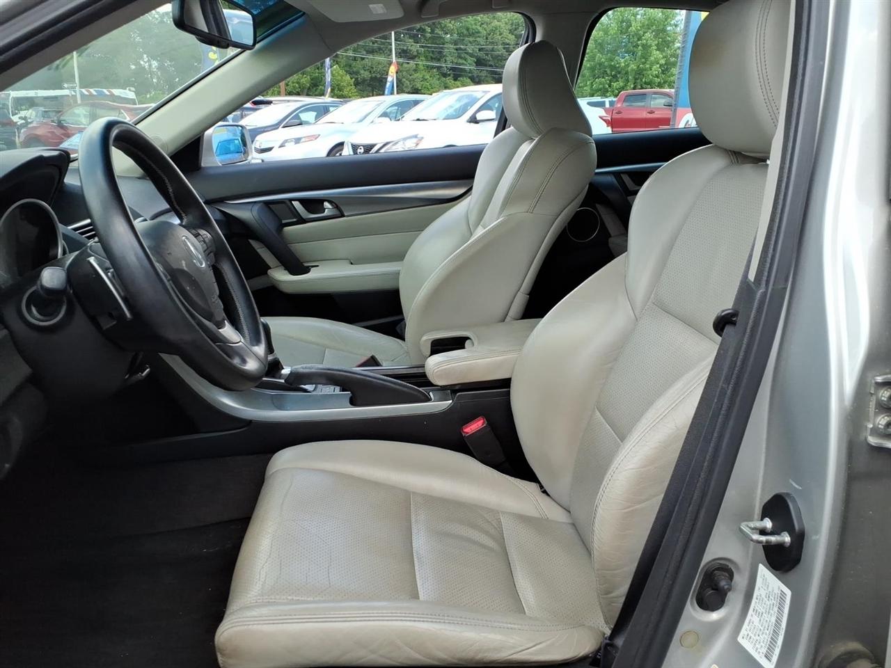 Acura TL 4dr Sdn Auto SH-AWD Tech 2011