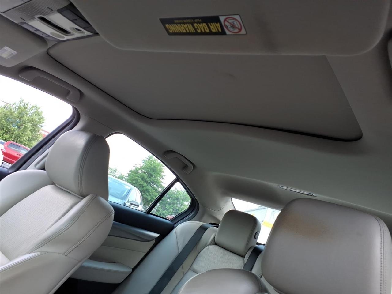 Acura TL 4dr Sdn Auto SH-AWD Tech 2011