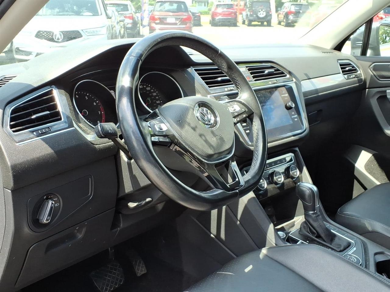 Volkswagen Tiguan 2.0T SEL 4MOTION 2018