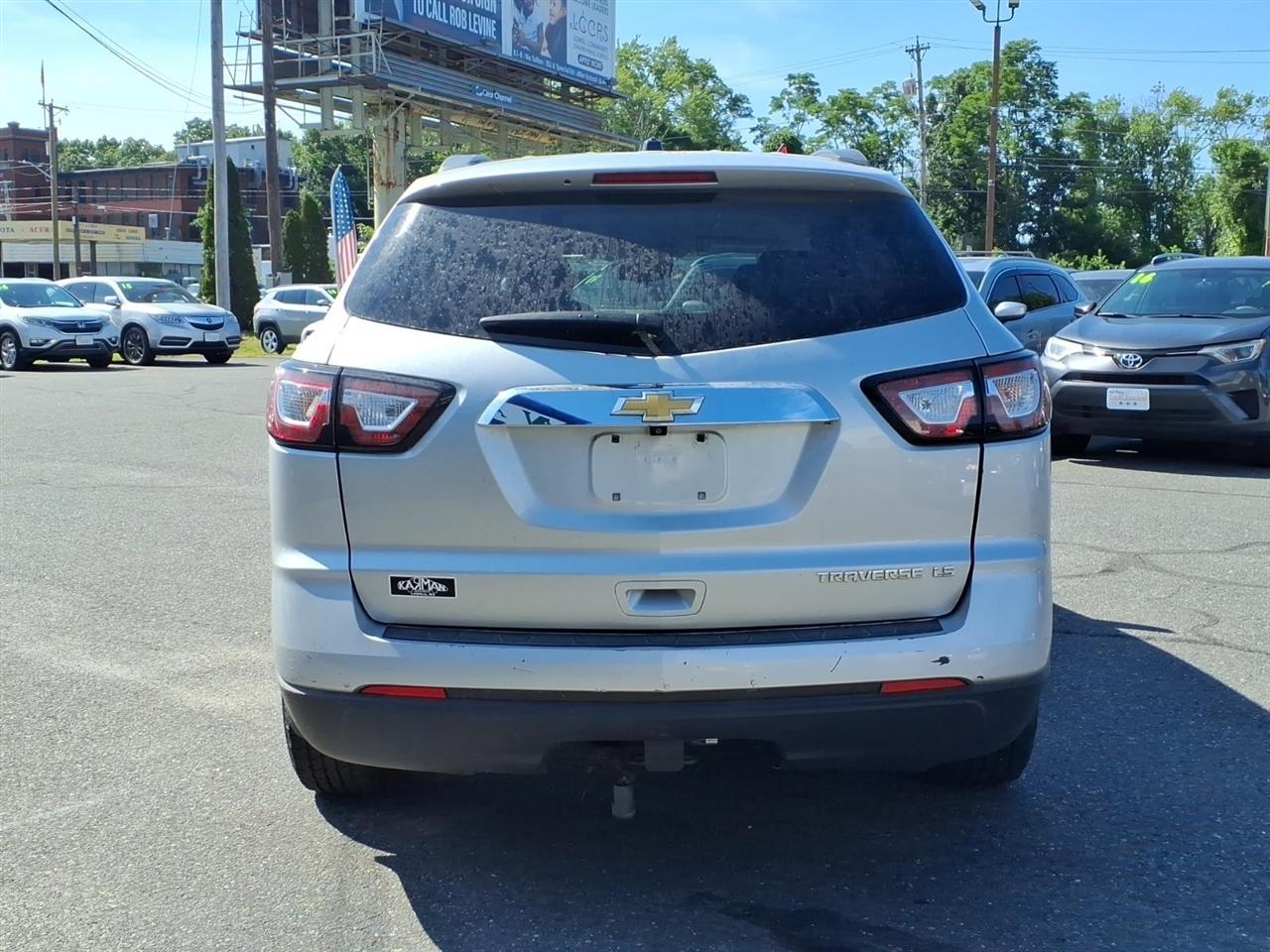 Chevrolet Traverse FWD 4dr LS 2015