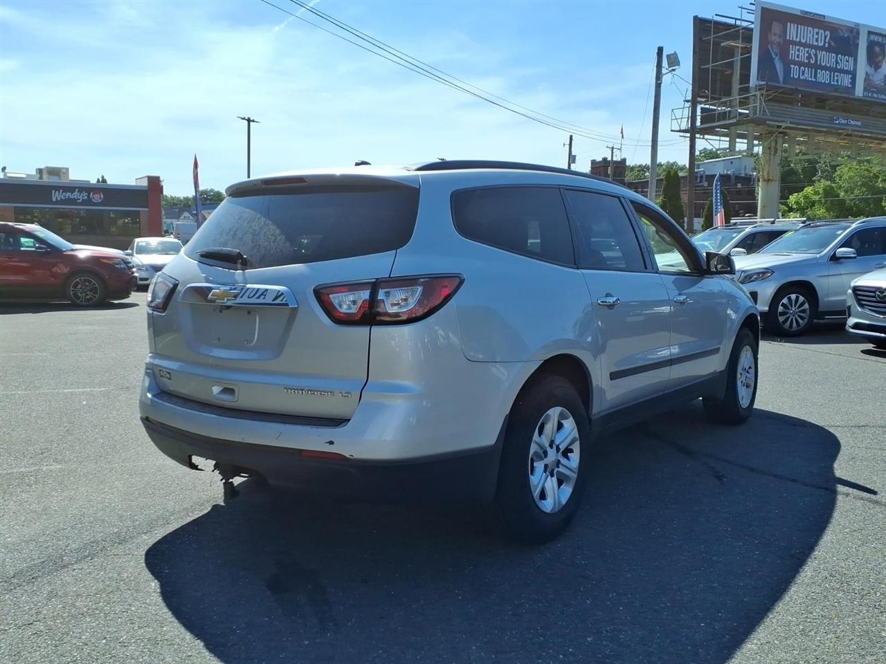 Chevrolet Traverse FWD 4dr LS 2015