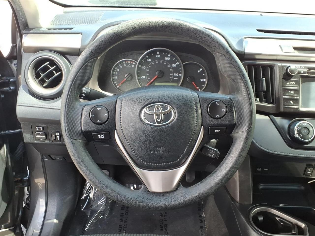Toyota RAV4 AWD 4dr LE (Natl) 2016