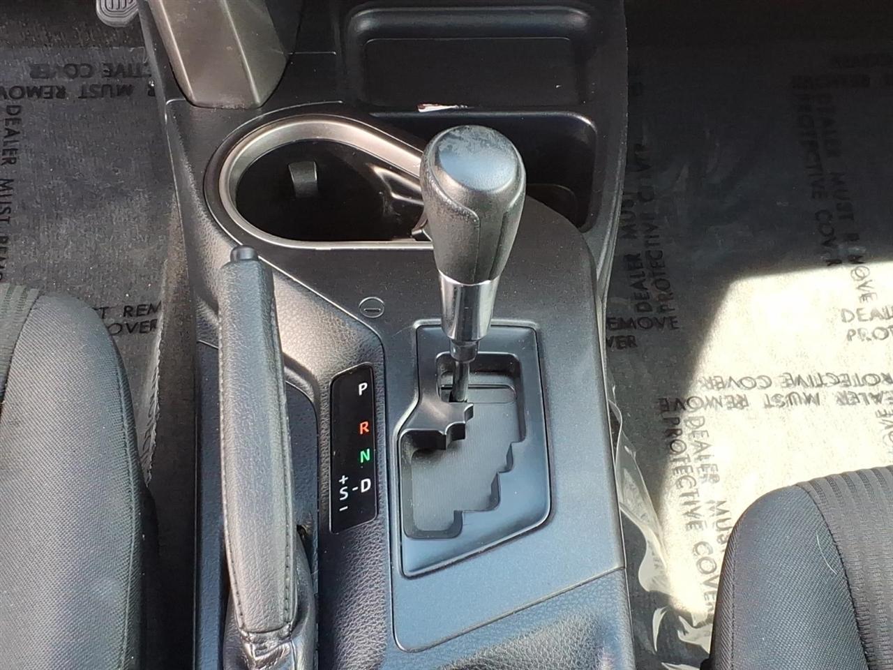 Toyota RAV4 AWD 4dr LE (Natl) 2016