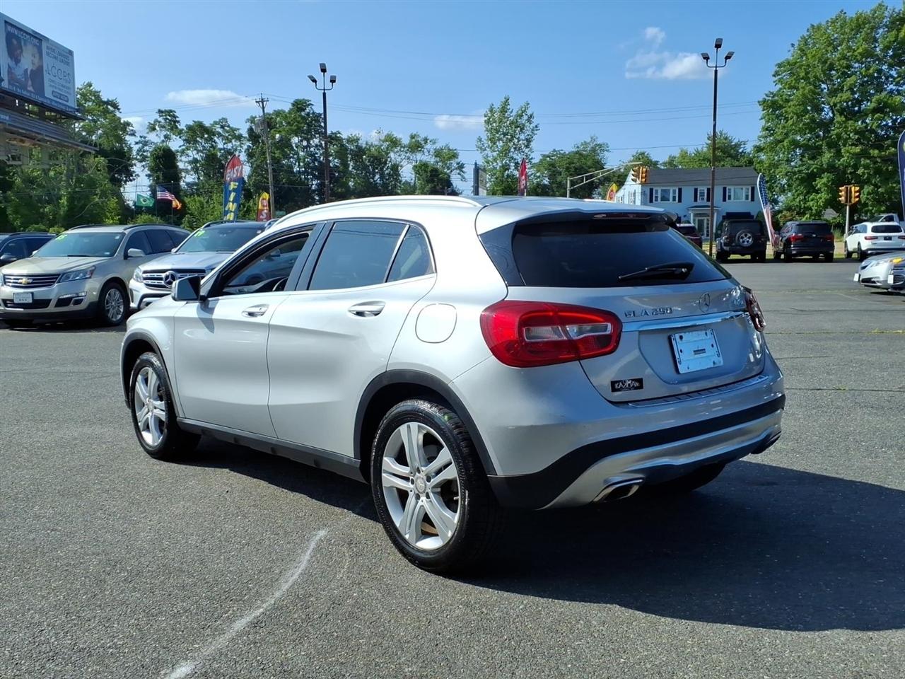 Mercedes-Benz GLA-Class 4MATIC 4dr GLA 250 2015