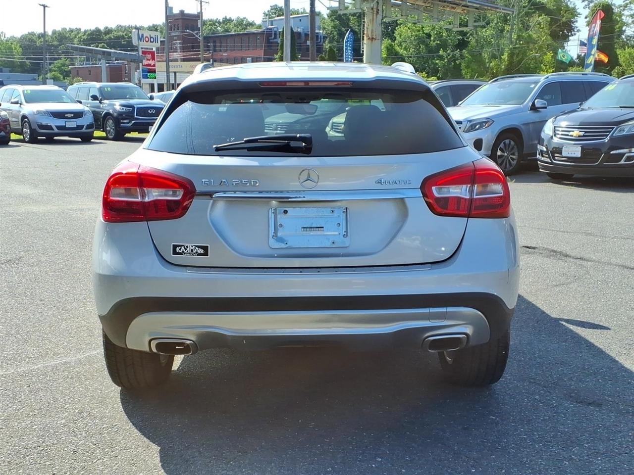 Mercedes-Benz GLA-Class 4MATIC 4dr GLA 250 2015