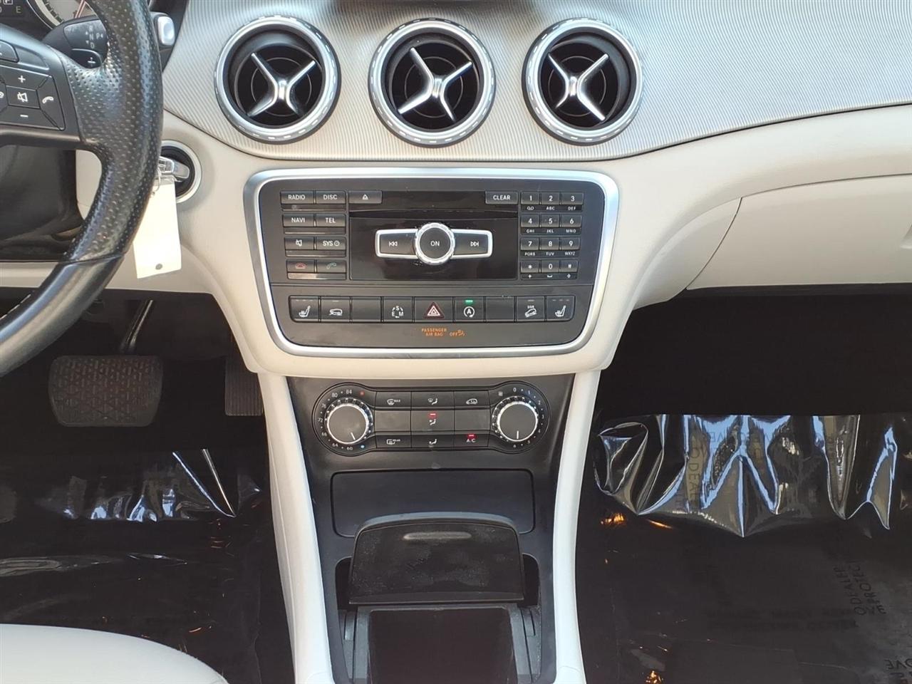 Mercedes-Benz GLA-Class 4MATIC 4dr GLA 250 2015