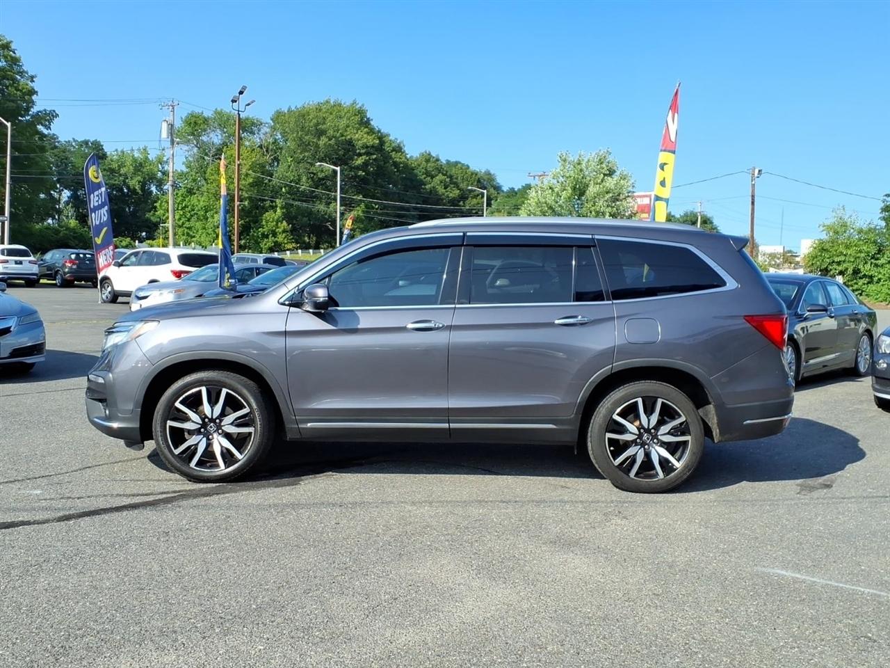 Honda Pilot Touring 8-Passenger AWD 2019