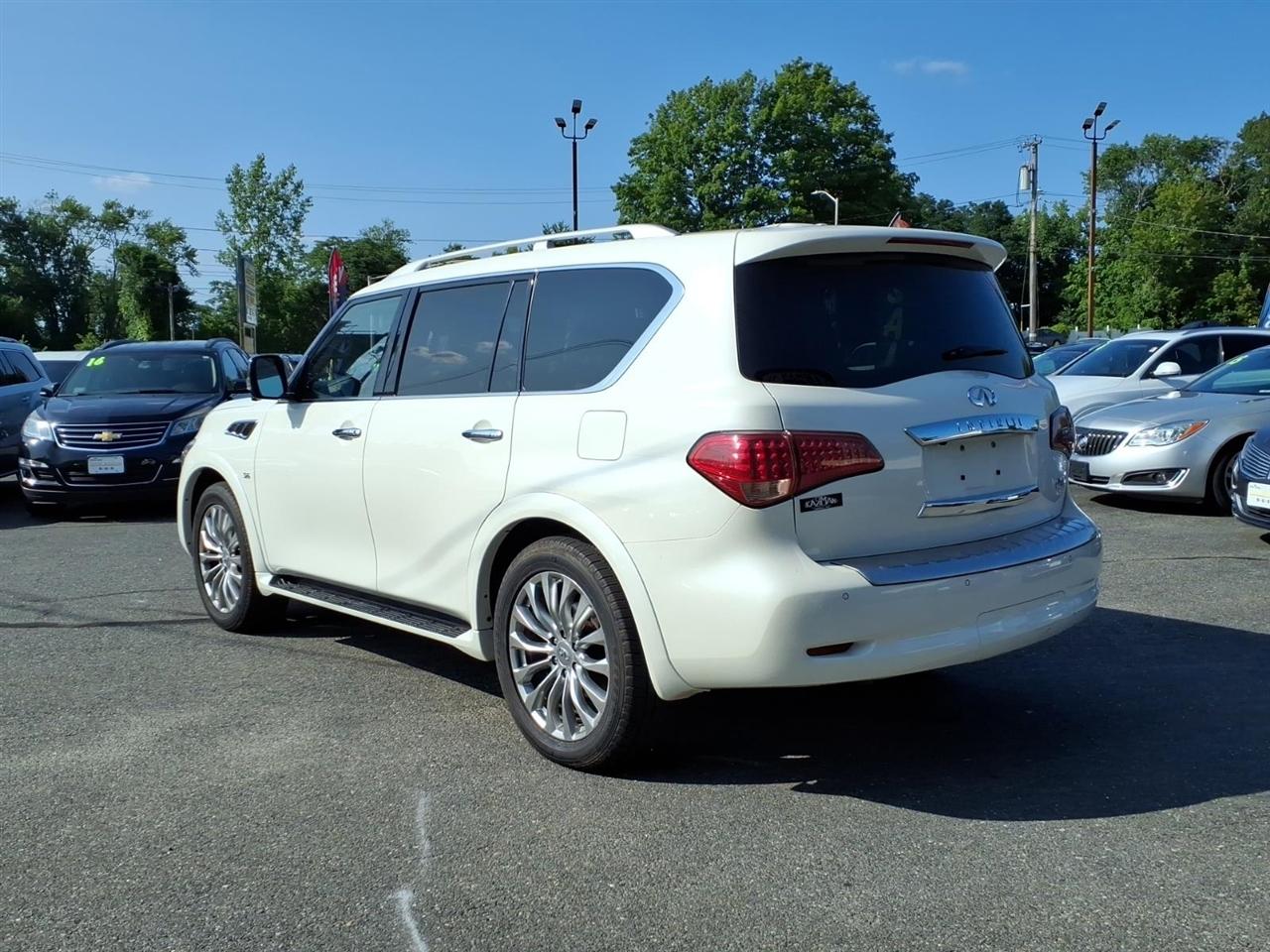 Infiniti QX80 AWD 2017