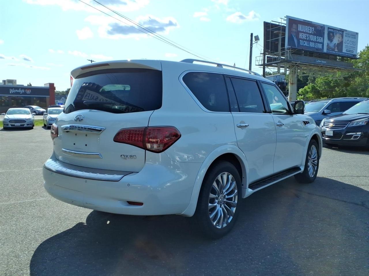 Infiniti QX80 AWD 2017