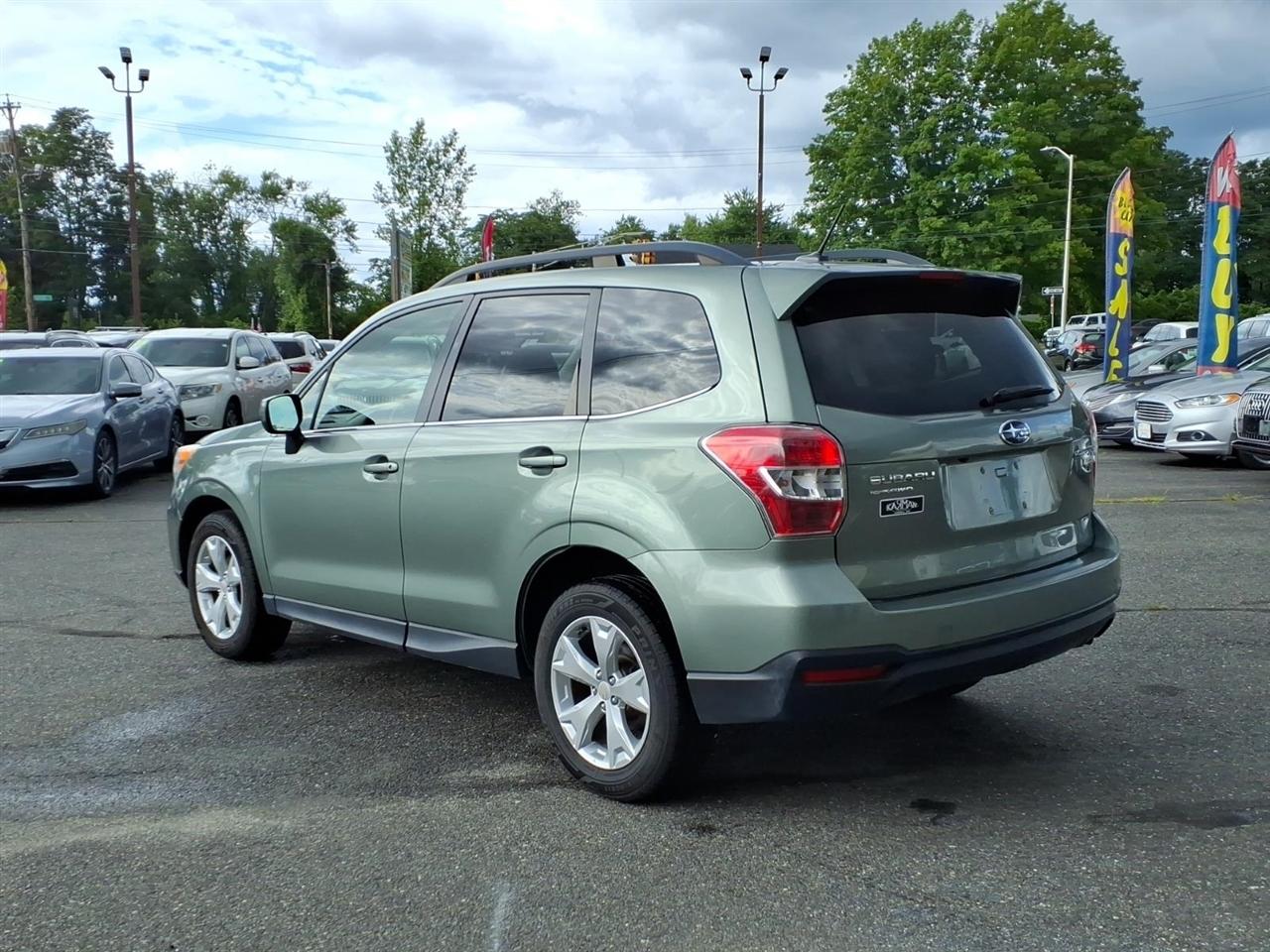 Subaru Forester 4dr CVT 2.5i Limited PZEV 2015