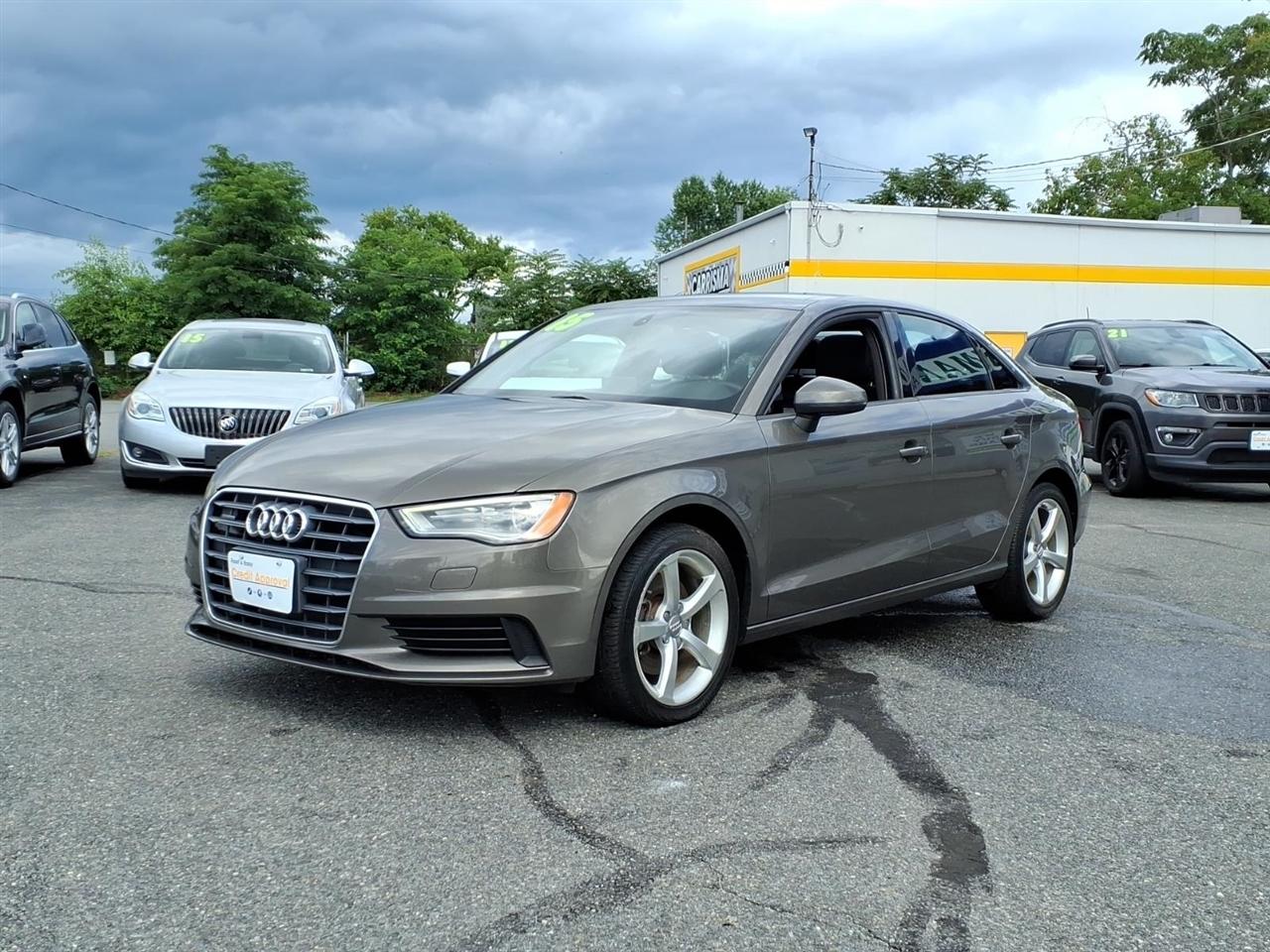 Audi A3/S3 4dr Sdn quattro 2.0T Premium 2015