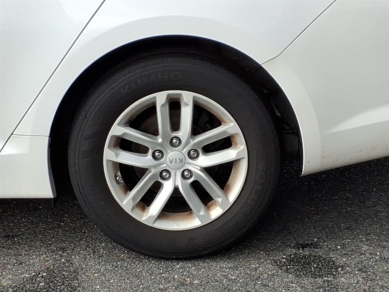 Kia Optima 4dr Sdn LX 2013