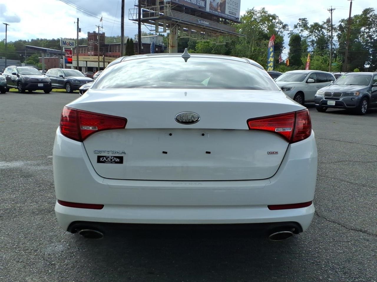 Kia Optima 4dr Sdn LX 2013