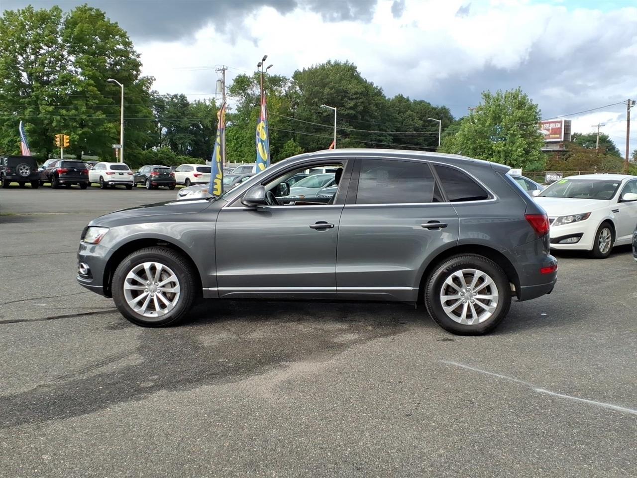 Audi Q5 quattro 4dr 2.0T Premium 2015