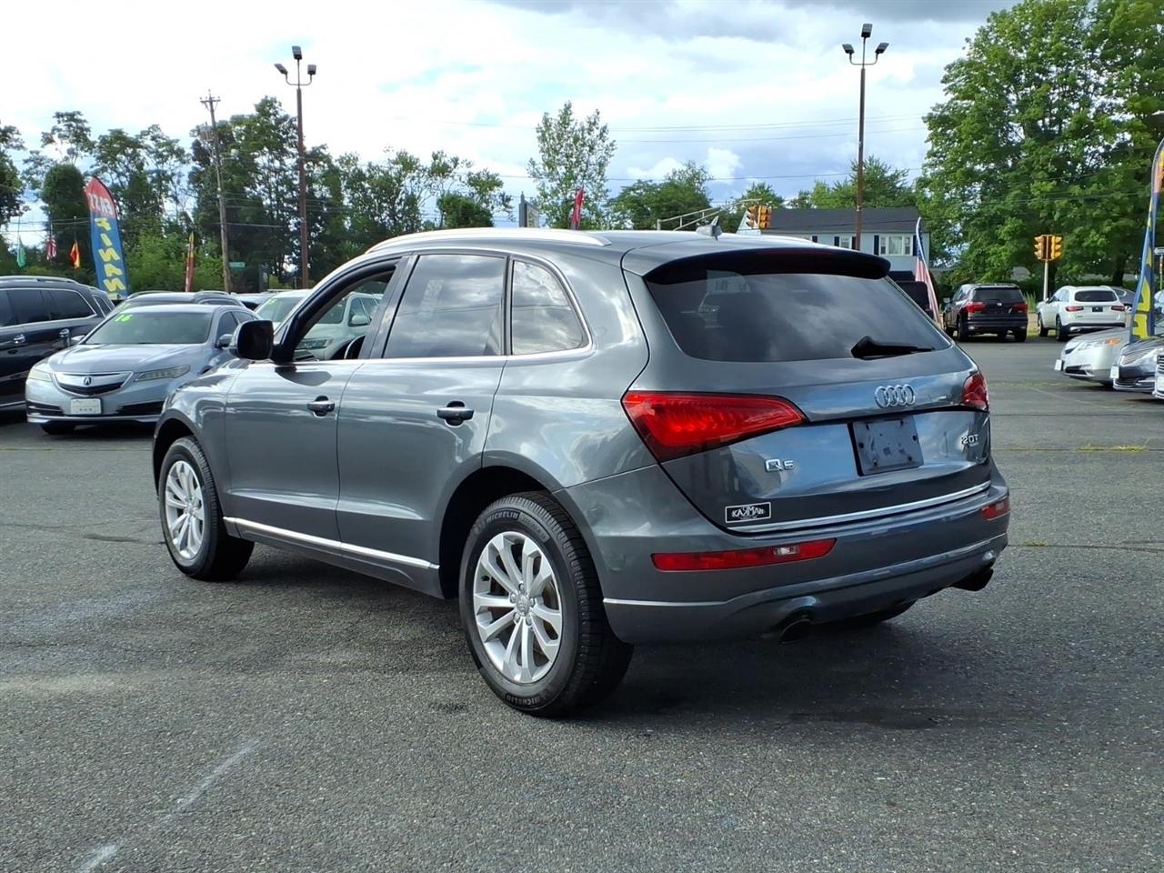 Audi Q5 quattro 4dr 2.0T Premium 2015