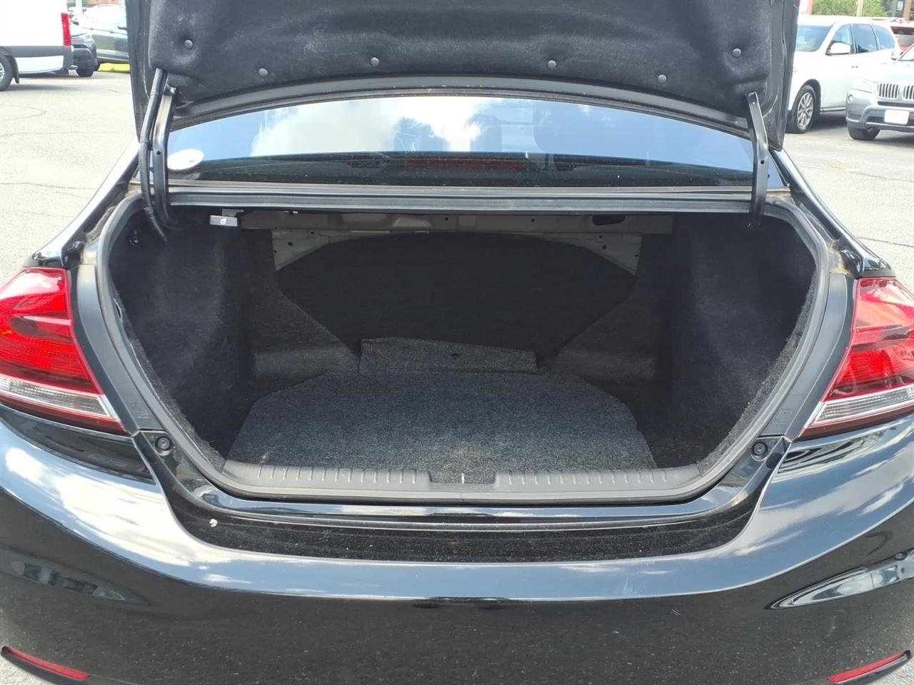 Honda Civic 4dr CVT LX 2014