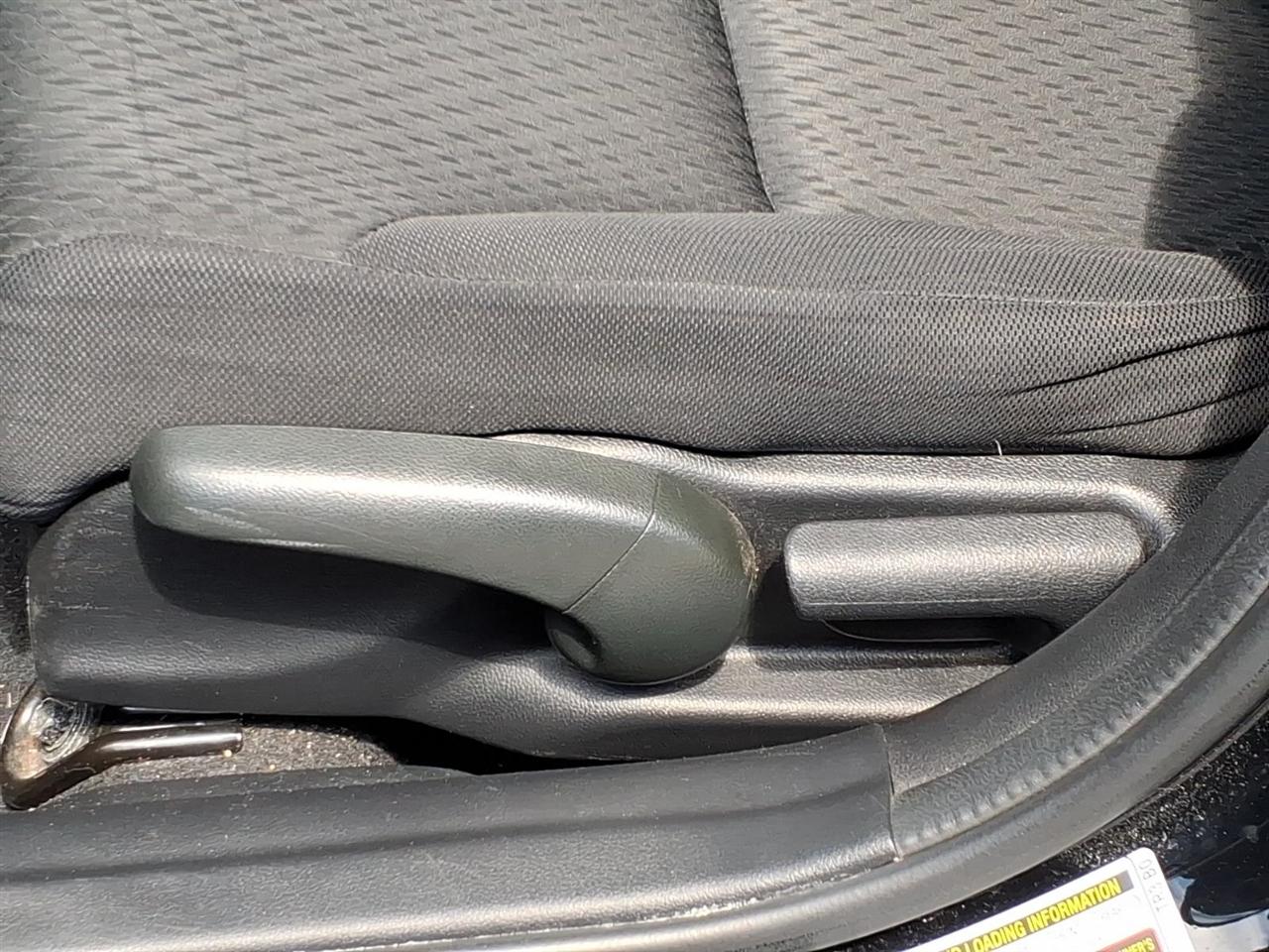 Honda Civic 4dr CVT LX 2014