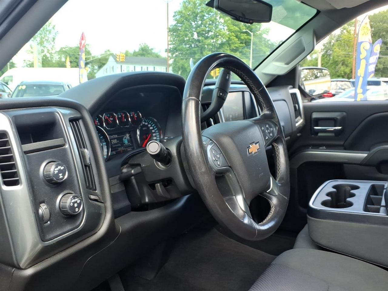 Chevrolet Silverado 1500 4WD Double Cab 143.5" LT w/1LT 2018