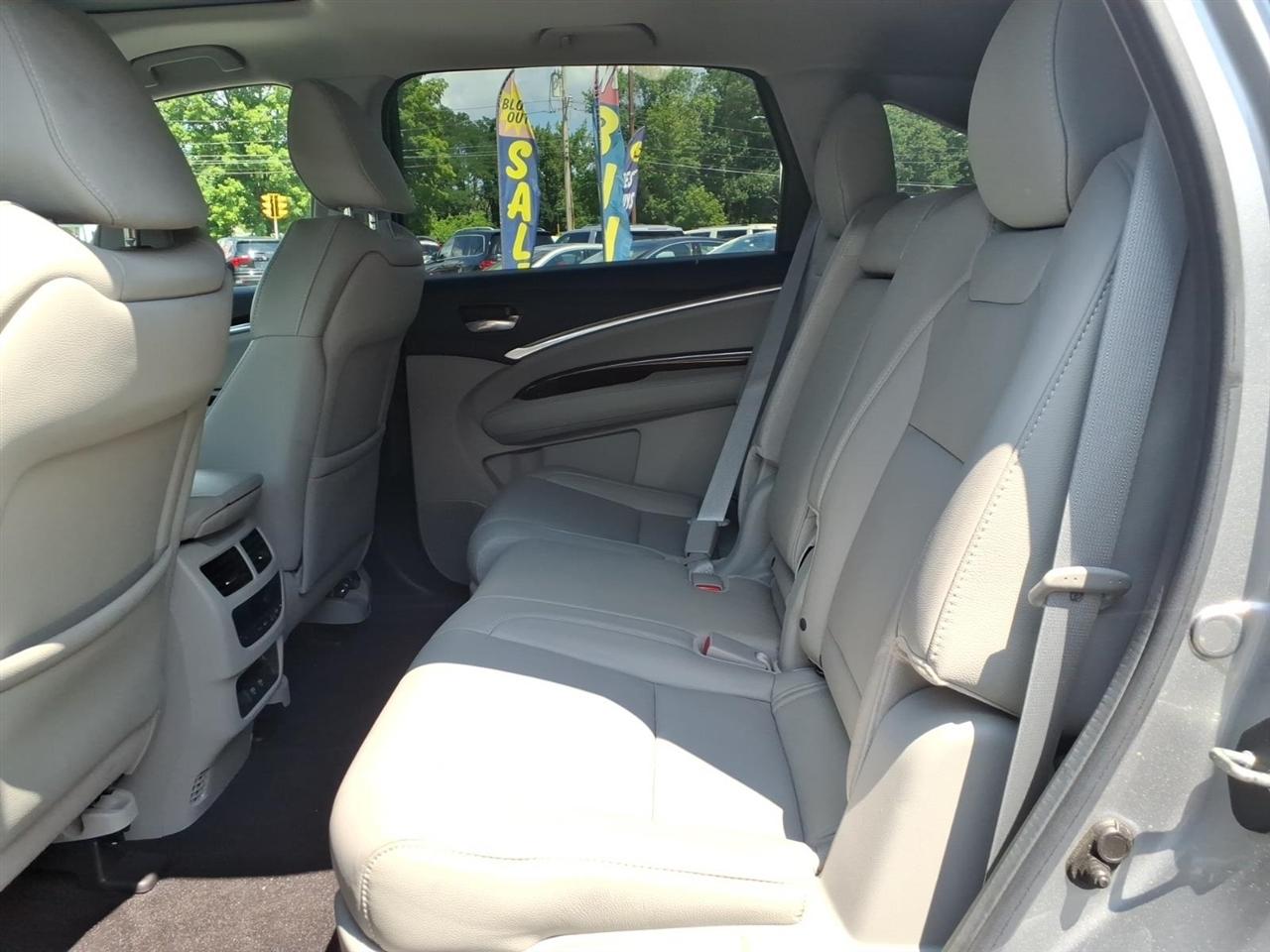 Acura MDX SH-AWD 7-Passenger 2020