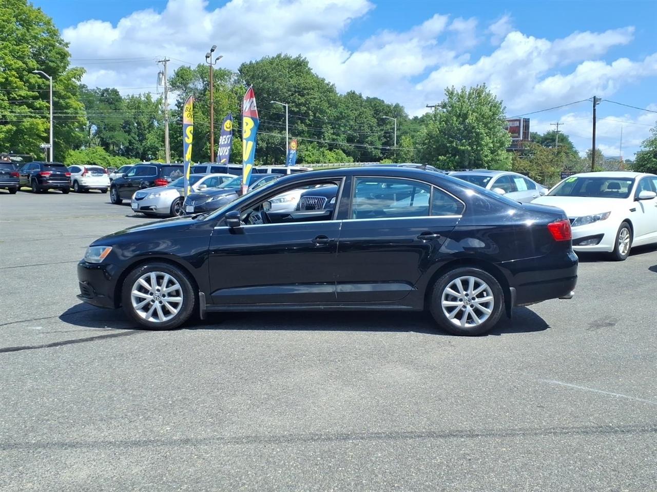 Volkswagen Jetta Sedan 4dr Auto SE PZEV 2014