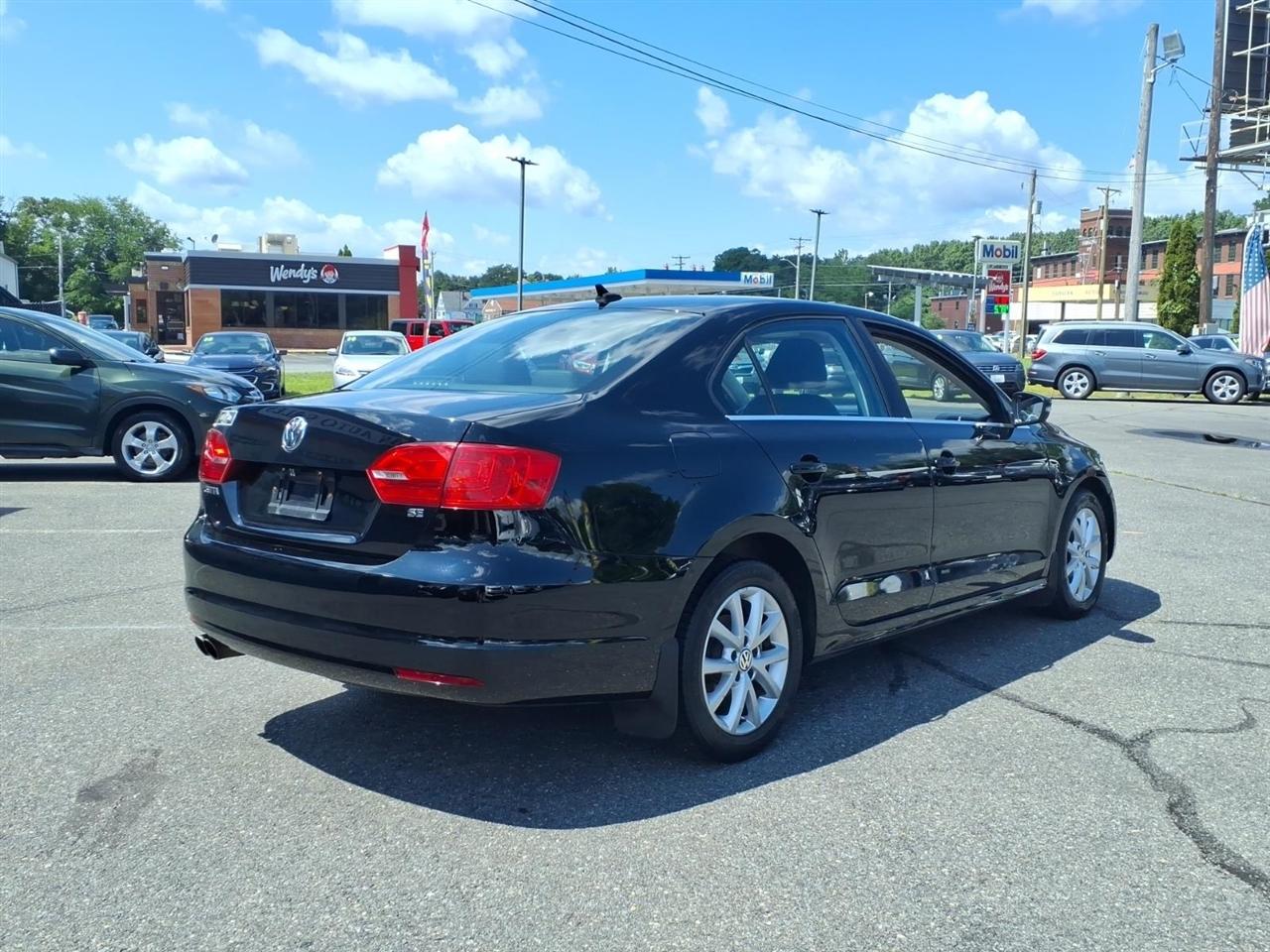 Volkswagen Jetta Sedan 4dr Auto SE PZEV 2014