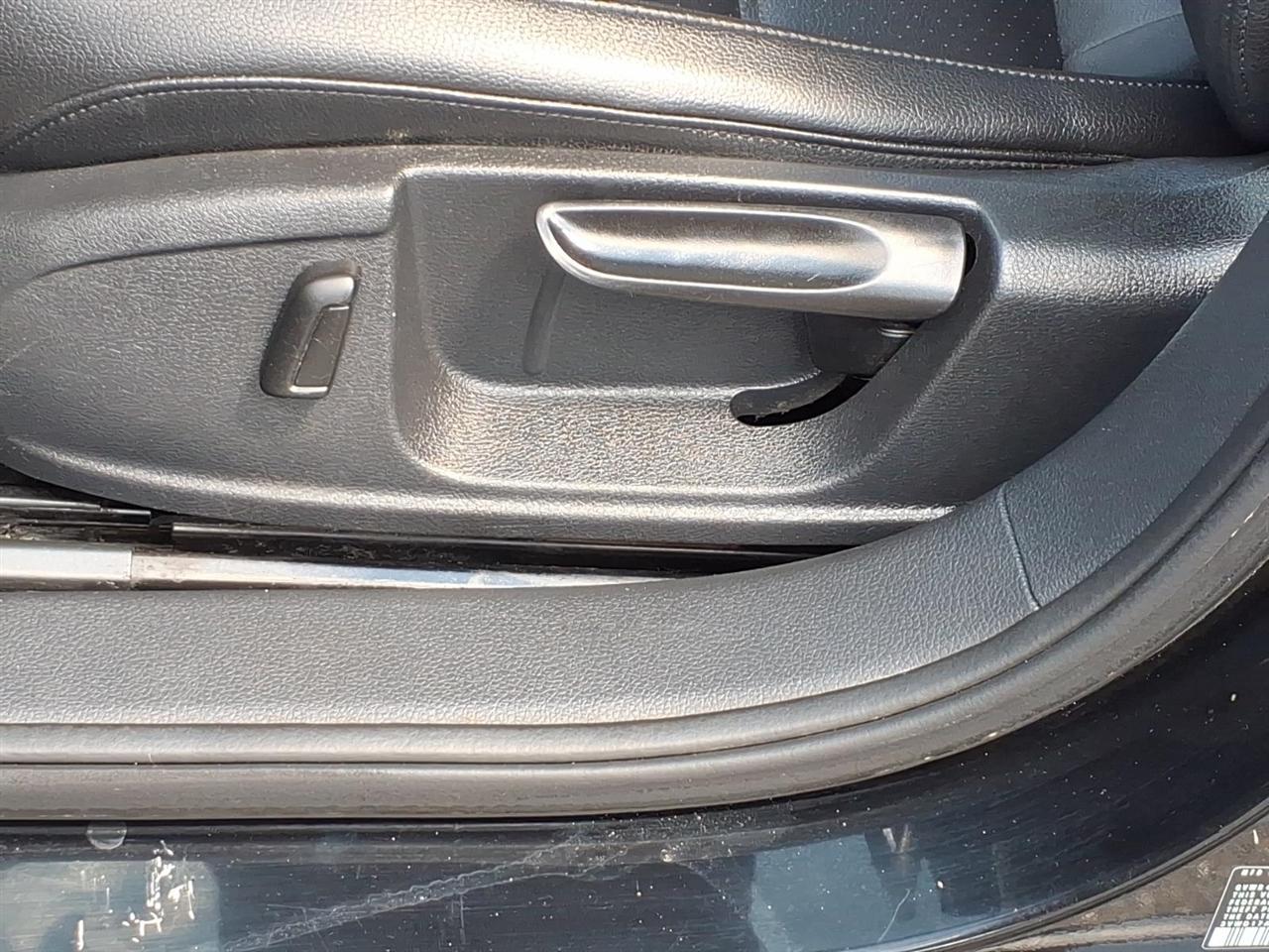 Volkswagen Jetta Sedan 4dr Auto SE PZEV 2014