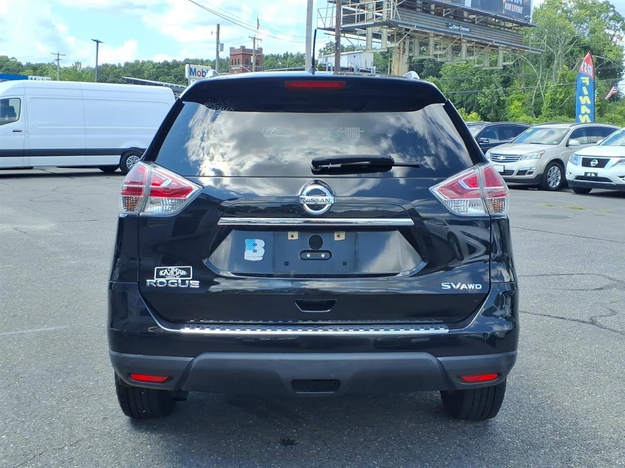 Nissan Rogue AWD 4dr SV 2016