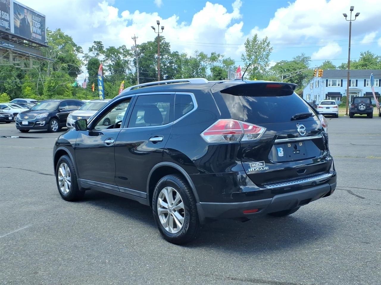 Nissan Rogue AWD 4dr SV 2016