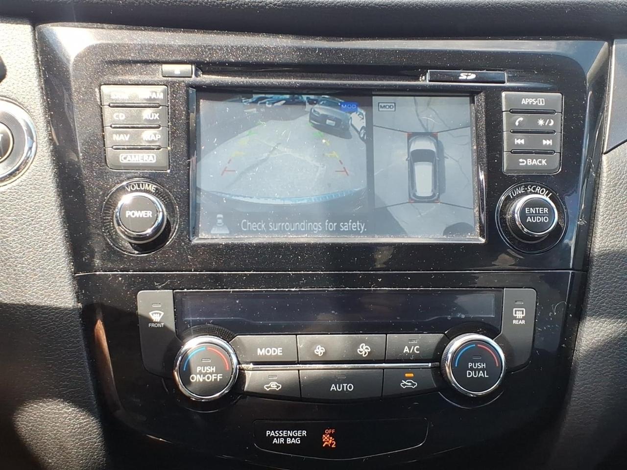 Nissan Rogue AWD 4dr SV 2016
