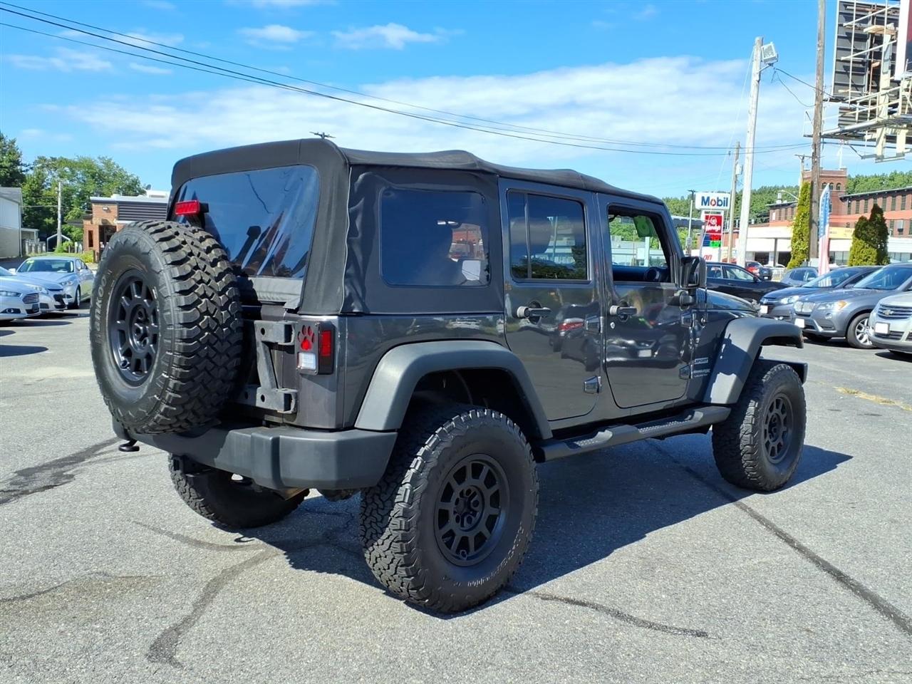 Jeep Wrangler JK Unlimited Sport S 4x4 2018