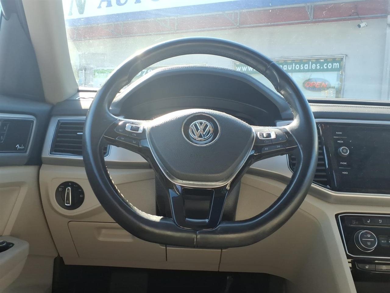 Volkswagen Atlas 3.6L V6 SEL Premium 4MOTION 2018