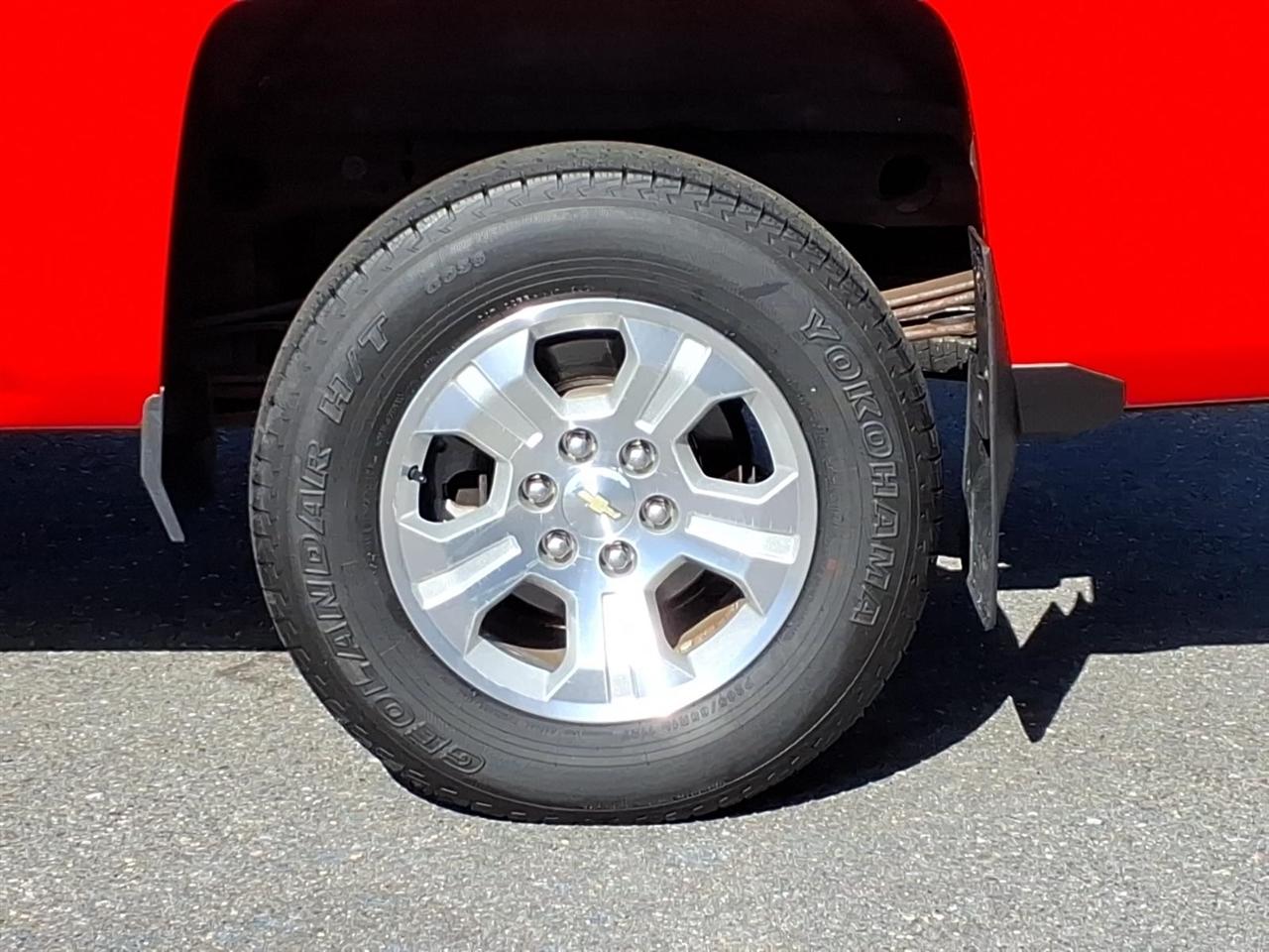 Chevrolet Silverado photo 5